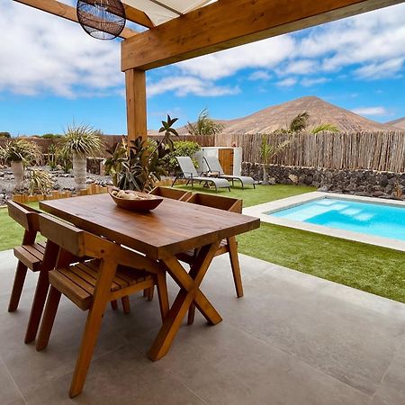 Bungalow + Piscina Independiente La Oliva Exteriér fotografie