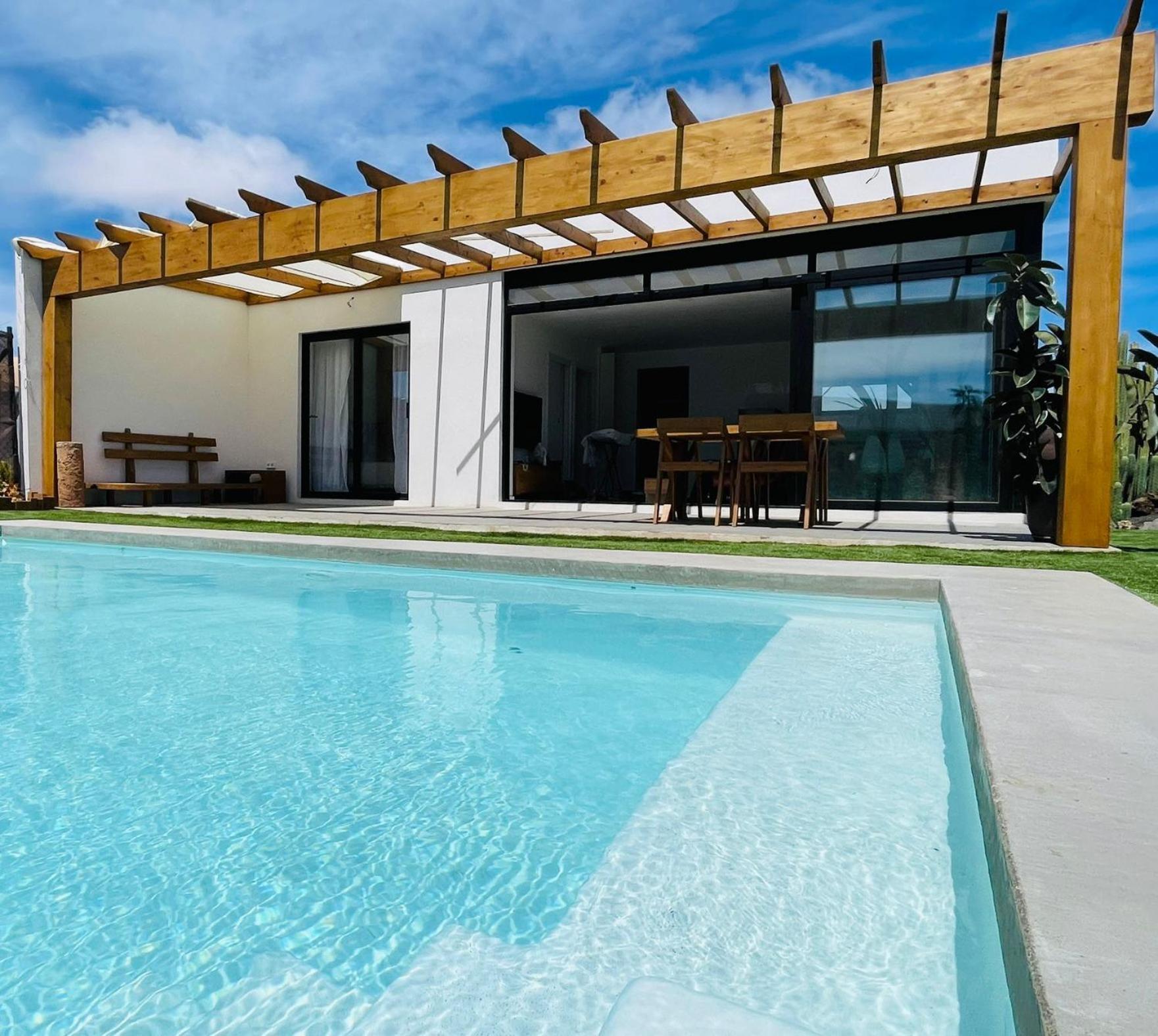 Bungalow + Piscina Independiente La Oliva Exteriér fotografie
